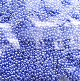 Tsjechische PRECIOSA rocailles 09/0 2.4 - 2.8 mm 38020  blauw glanzend ca. 50 g.