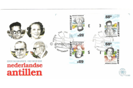 Nederlandse Antillen (Postdienst) NVPH E205 (E205POb) Onbeschreven 1e Dag-enveloppe BRUGPAREN Bijzondere personen op 2 enveloppen 1988