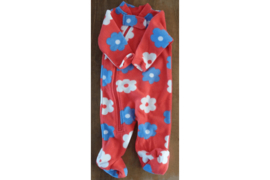 Fleecepak lange mouw donkerroze met wit/blauwe bloemen