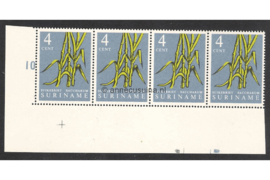 Suriname NVPH 357 Postfris (4 cent) (Blokje van vier) Inheemse vruchten en gewassen 1961