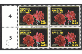 Nederlandse Antillen NVPH 545 Postfris (25 cent) (Blokje van vier) MET VELRAND Flora 1977