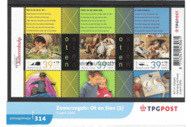 Nederland NVPH M314 (PZM314) Postfris Postzegelmapje Zomerzegels Ot en Sien (1) 2005