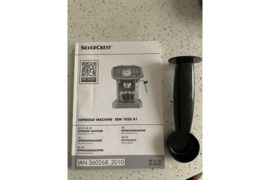 2eHands/Zo Goed Als Nieuw! SilverCrest Espressomachine SEM 1050 A1