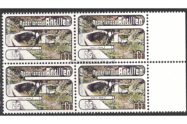 Nederlandse Antillen NVPH 556 Postfris (25 cent) (Blokje van vier) MET VELRAND Toerisme, bovenwindse eilanden 1977