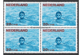 Nederland NVPH 872 Postfris (20 + 10 cent) (Blokje van vier) Kinderzegels, levensstadia kinderen 1966