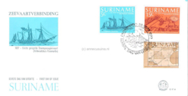 Republiek Suriname Zonnebloem E17 A en B Onbeschreven 1e Dag-enveloppe Stoombootpassagiersverbinding tussen Nederland en Suriname op 2 enveloppen 1977