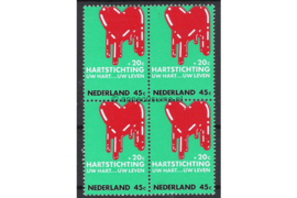 Nederland NVPH 977 Postfris (45 + 20 cent) (Blokje van vier) Hartstichting 1970