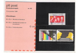 Nederland NVPH M42 (PZM42) Postfris Postzegelmapje Kinderzegels 1986