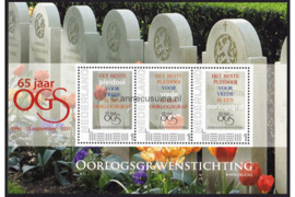 Nederland NVPH 2751-D-18 Postfris Velletjes met drie zegels (Persoonlijke Postzegels) Velletje Oorlogsgravenstichting 65 jaar 2011