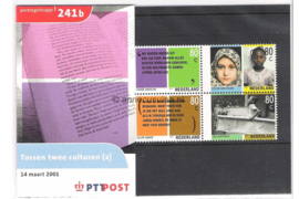 Nederland NVPH M241a+b (PZM241a+b) Postfris Postzegelmapje Tussen twee culturen 2001