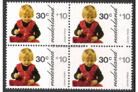 Nederland NVPH 1021 Postfris (30 + 10 cent) (Blokje van vier) Kinderzegels, prinsen 1972