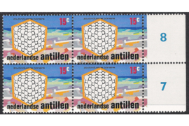 Nederlandse Antillen NVPH 506 Postfris (15 cent) (Blokje van vier) MET VELRAND Zoutindustrie Bonaire 1975