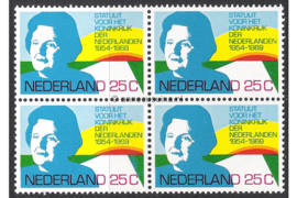 Nederland NVPH 938 Postfris (25 cent) (Blokje van vier) 15 jaar Statuut voor het Koninkrijk 1969