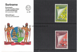 Republiek Suriname Zonnebloem Presentatiemapje PTT nr 20 Postfris Postzegelmapje 10 Jaar staatkundige onafhankelijkheid van Suriname 1985