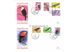 Republiek Suriname Zonnebloem E14 C en D Onbeschreven 1e Dag-enveloppe Luchtpostzegels Tropische vogels op 2 enveloppen 1977