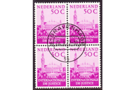 Nederland NVPH D43 Gestempeld (50 cent) (Blokje van vier)Aanvullingswaarden Vredespaleis 1977