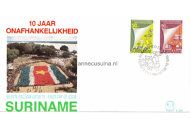 Republiek Suriname Zonnebloem E99 Onbeschreven 1e Dag-enveloppe 10 jaar staatkundige onafhankelijkheid van Suriname 1985