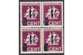 NVPH 245 Postfris (1 1/2 cent op 7 1/2 cent) (Blokje van vier) Hulpuitgifte. Frankeerzegels van de uitgiften 1936 overdrukt in blauw te Paramaribo 1947