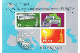 Gestempeld Zegelvel Getande versie f 2,50, f 1,50 en f 1,- Energie 1974 Groningen Aardgasleverancier van Europa