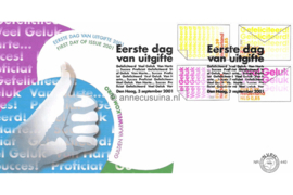 Nederland NVPH E440 Onbeschreven 1e Dag-enveloppe Zegels uit het boekje "tien om te feliciteren" (PB71) op 2 enveloppen  2001