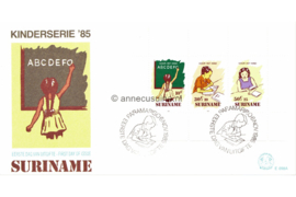 Republiek Suriname Zonnebloem E98 A Onbeschreven 1e Dag-enveloppe Blok Kindertoeslagzegels, afbeeldingen van de opleidingen voor het kind 1985