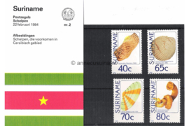 Republiek Suriname Zonnebloem Presentatiemapje PTT nr 2 Postfris Postzegelmapje Schelpen 1984
