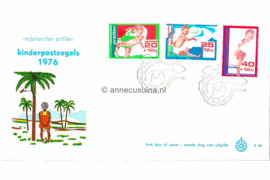 Nederlandse Antillen (Windroos) NVPH E98 (E98Wc/Uitgave Windroos logo naast E98) Onbeschreven 1e Dag-enveloppe Kinderpostzegels 1976