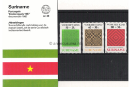 Republiek Suriname Zonnebloem Presentatiemapje PTT nr 38 Postfris Postzegelmapje Kinderzegels met toeslag ten bate van het kind 1987