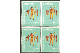 Nederlandse Antillen NVPH 413 Postfris (25+10 cent) (Blokje van vier) MET VELRAND Folklore 1969