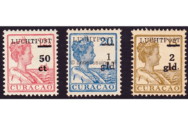 Curaçao NVPH LP1-LP3 Ongebruikt Hulpuitgifte Opdruk Luchtpost en waarde in zwart op frankeerzegels der uitgifte 1915-1926 1929