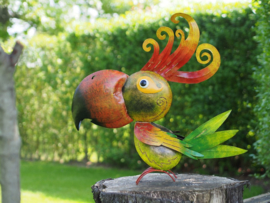 Metalen tuinbeeld figuur "De kleurrijke papegaai" TBW16164me