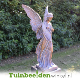 Tuinbeeld engel op sokkel TBW94530