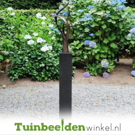 Modern tuinbeeld "De Levensboom" incl. sokkel zwart