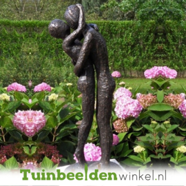 Tuinbeeld ''Kussend paar'' TBW1728br