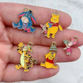 10 stuks bedels - hangers Winnie the poeh