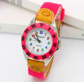 Kinderhorloge donkerroze met smiley