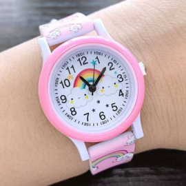 Kinderhorloge wolkjes regenboog roze 