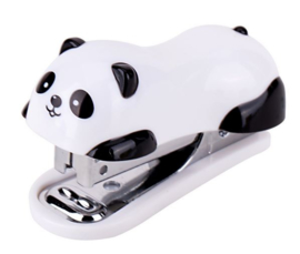 Mini nietmachine panda met doosje nietjes