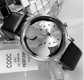 Horloge Mickey Mouse zilverkleurige wijzerplaat - zwarte horlogeband