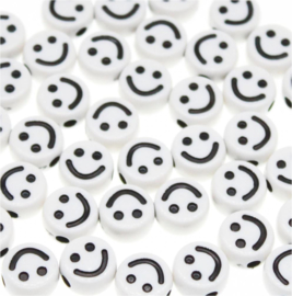 100 stuks acryl kralen Smiley wit 10mm