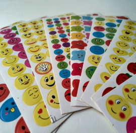 50 vel beloningsstickers / Smiley / Emoij