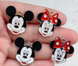 10 stuks bedels - sieraden hangers Mini en Micky Mouse