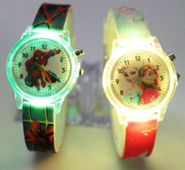 Lichtgevende horloge Frozen - Elsa en Anna