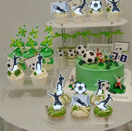 24 stuks cupcake toppers voetbal