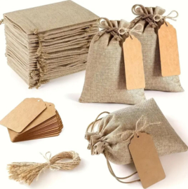 10 stuks jute zakjes 14x10 cm + 10 kaartjes + 10 touwtjes