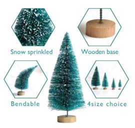 8 stuks mini kerstbomen