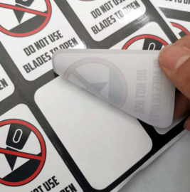 60 stuks stickers Do not use blades to open - Niet snijden - 76x51 mm - verpakkingsstickers