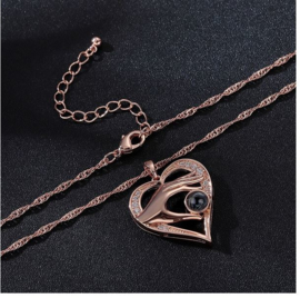 Rose Goude Hart 100 Talen Ik Hou Van Je Ketting - Rose Goud Kleurig Ketting - I Love You Ketting