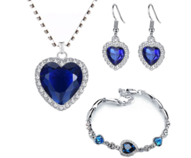 Sieradenset Titanic Ketting-armband-oorbellen ocean blue heart in fluwelen cadeauzakje