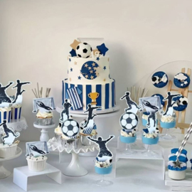 24 stuks cupcake toppers voetbal